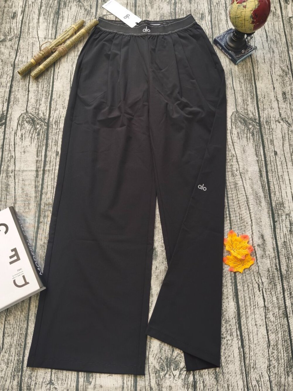 💐ALO Yoga Black Suit Up Trouser Brand New (Regular 30" Inseam)💥Viral Style - Picture 2 of 7
